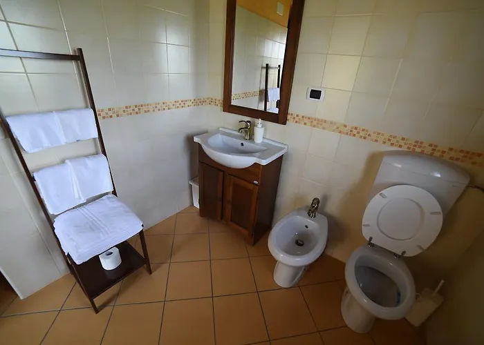 Alloggio per agriturismo La Valle Degli Ulivi *