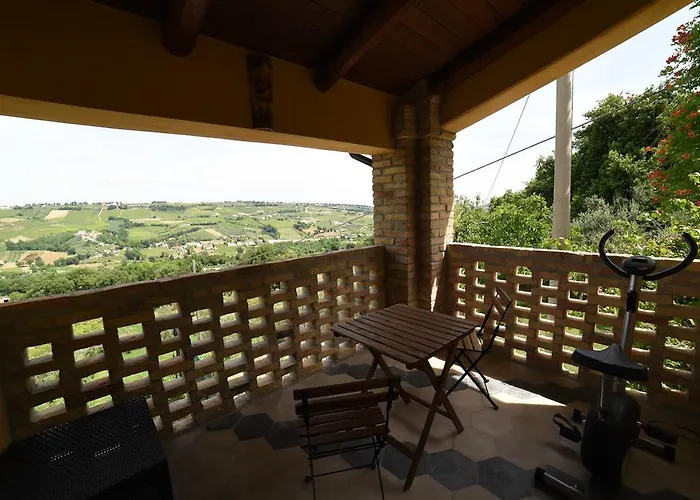 Alloggio per agriturismo La Valle Degli Ulivi *