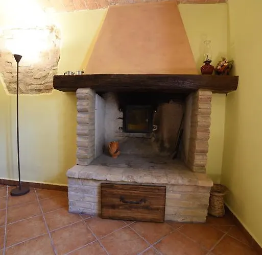 Alloggio per agriturismo La Valle Degli Ulivi *