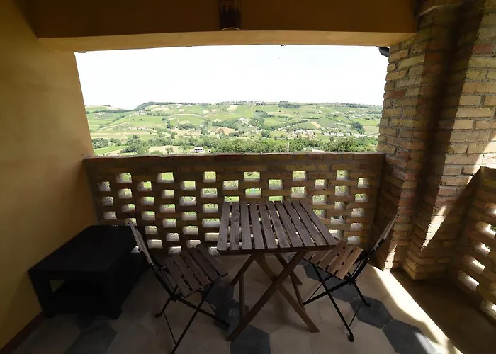 Alloggio per agriturismo La Valle Degli Ulivi *